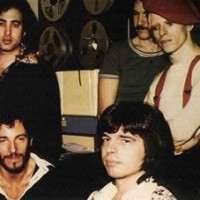Mike Garson, Bruce Springsteen, Tony Visconti and Bowie in 1974