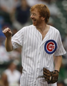 Trey Anastasio, singer from the band PHISH, preparing to throw out the first pitch at Wrigley Field, Chicago, Illinois, USA. July 20, 2006, the Chicago Cubs, led by pitcher Carlos Zambrano over the Astros by a score of 4 to 1.