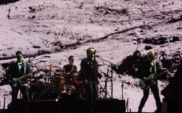 Review / Videos / Full Show Audio | U2 @ Soldier Field 6/3/17 & 6/4/17