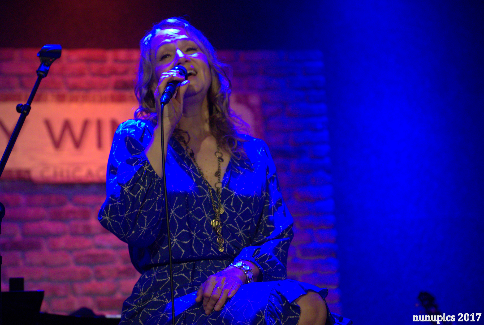 Joan Osborne Delivers The Dylan @ City Winery [Photos / Video / Setlists]