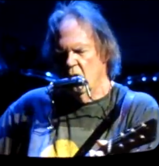 Review, Setlist, Stream, Download, Video: Neil Young & Crazy Horse, United Center, Chicago 10/11/12